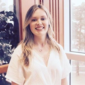 Meet your Posher, Vanessa